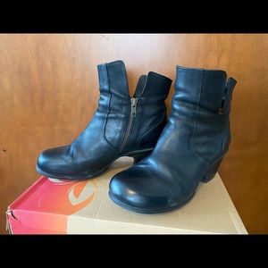 The Rosy by John Fluevog